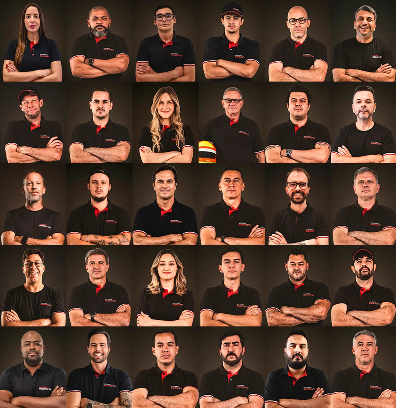Mosaico com retratos do time da Scuderia Bandeiras